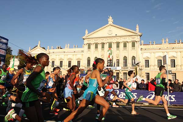 Volunteer at the Venice Marathon